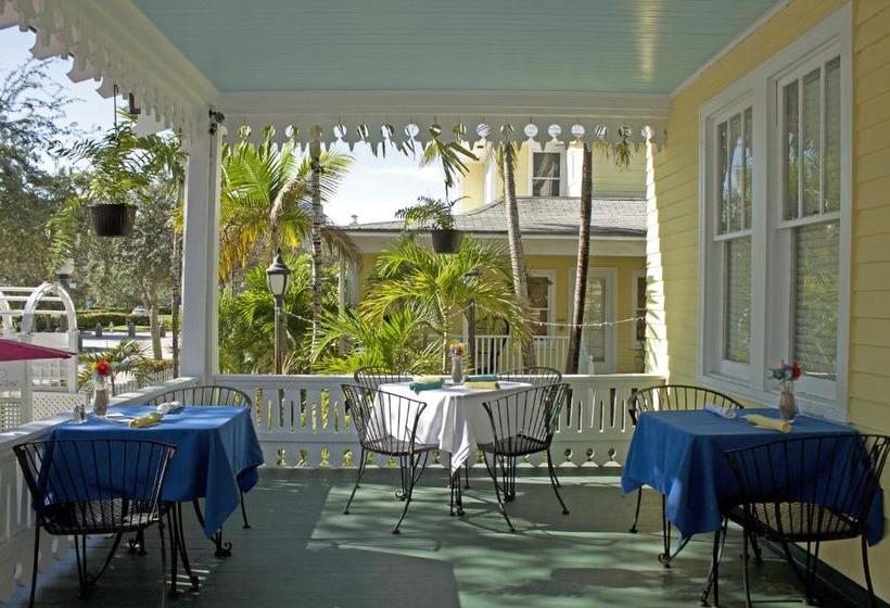 تختخواب و صبحانه Palm Beach Hibiscus Downtown