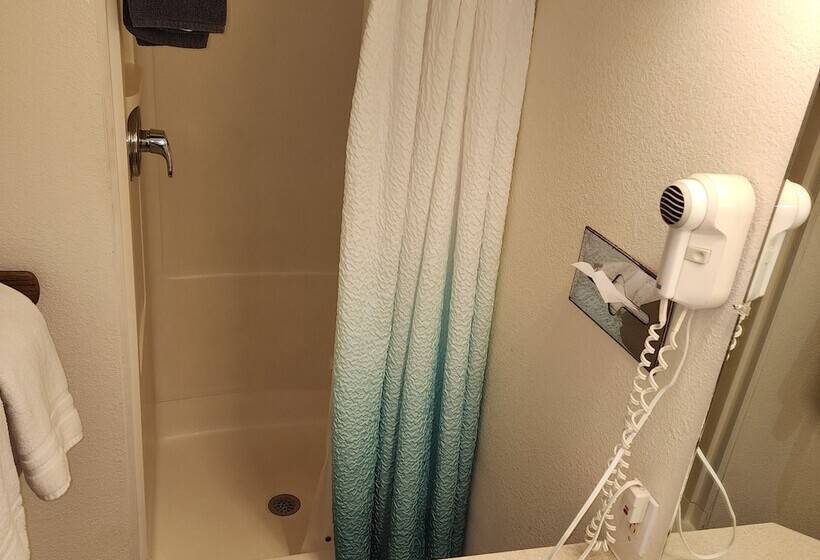 Canyon Motel Near Rocky Mountain National Park