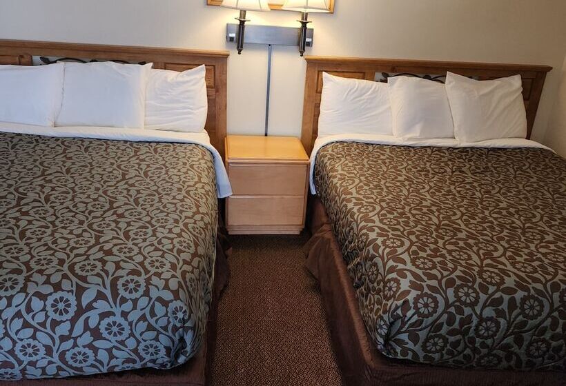 Canyon Motel Near Rocky Mountain National Park