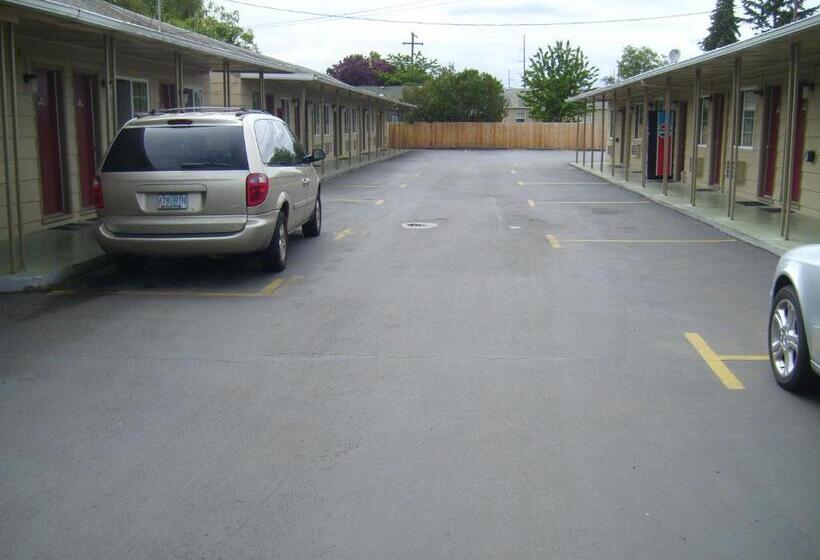 Cascade City Center Motel