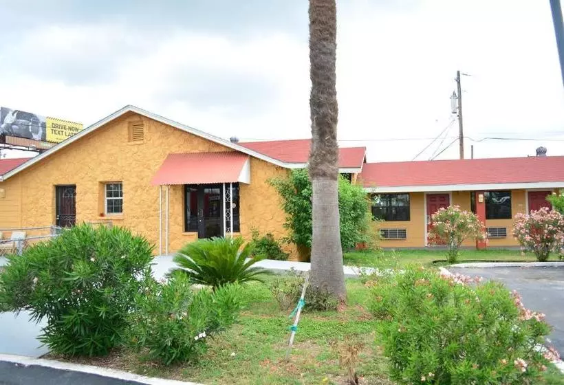 El Camino Motel
