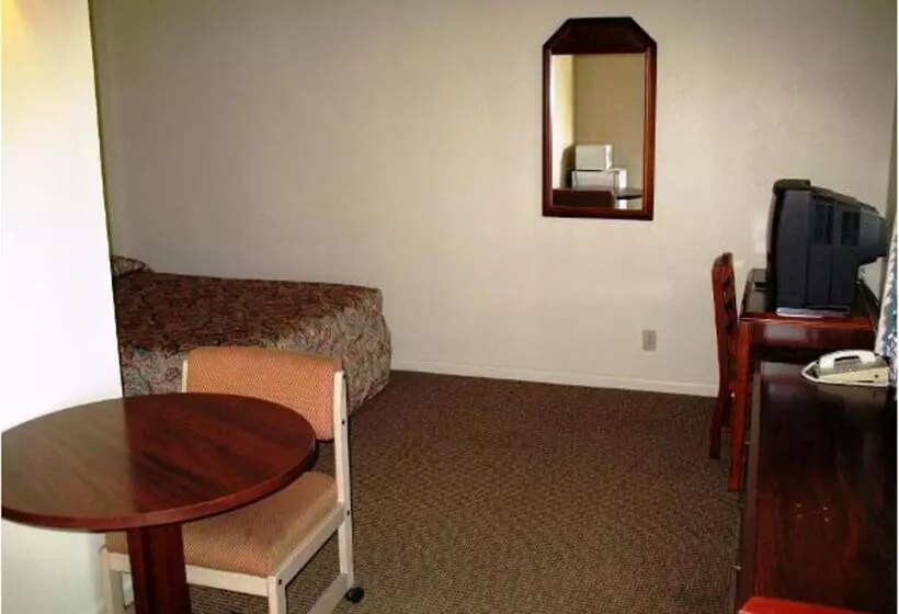 Golden West Motel