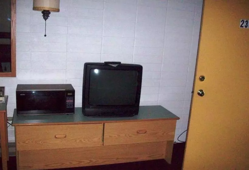 Hilander Motel