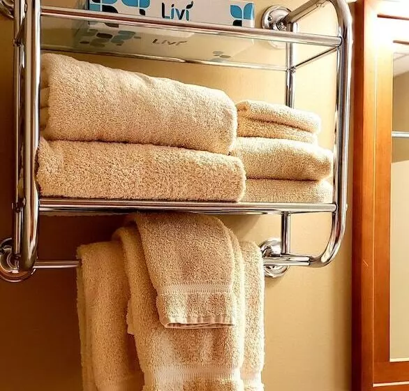 Hotelli Berlin Heritage Inn