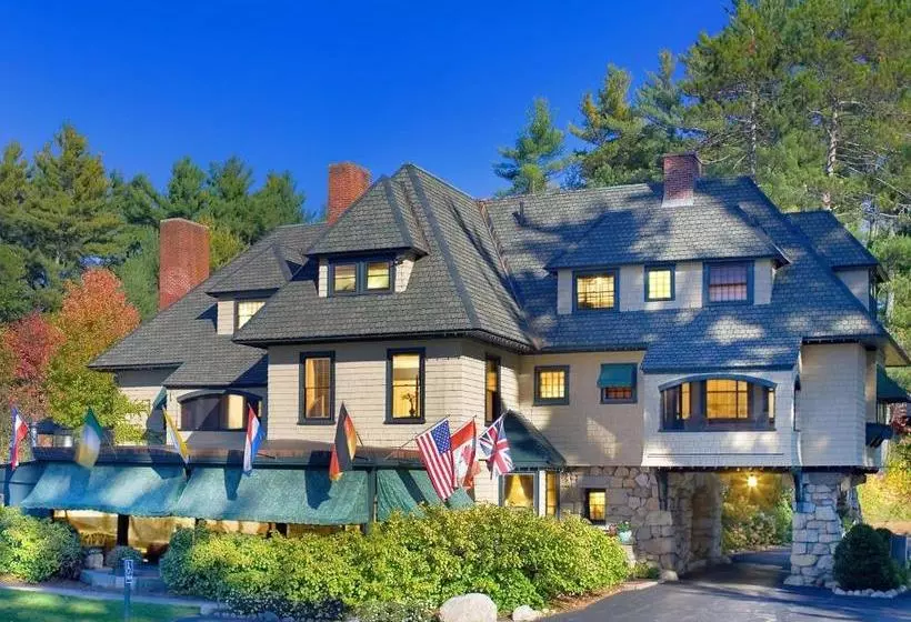 Hotelli Stonehurst Manor Including Breakfast And Dinner