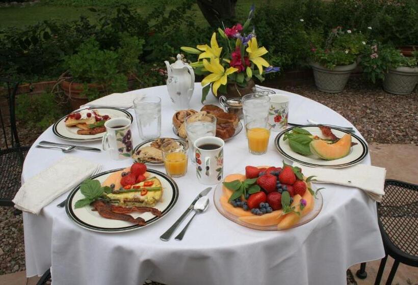 Mon Ami Bed And Breakfast