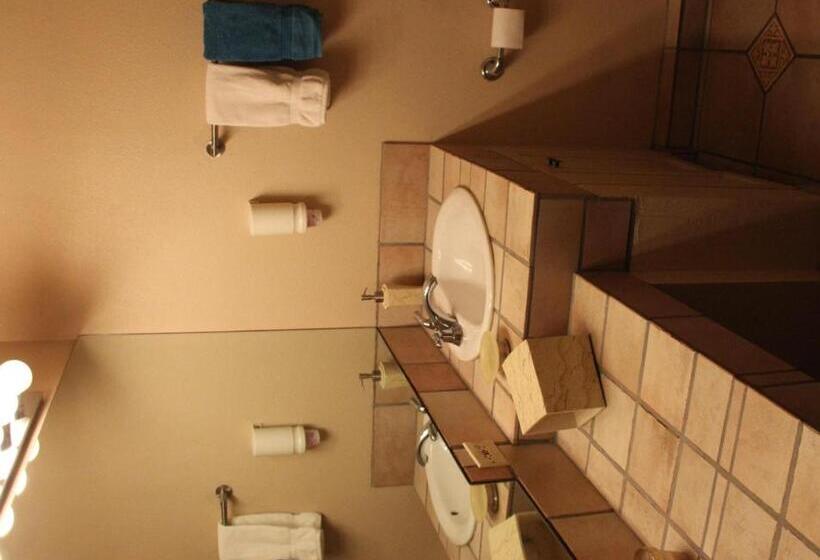 Mon Ami Bed And Breakfast