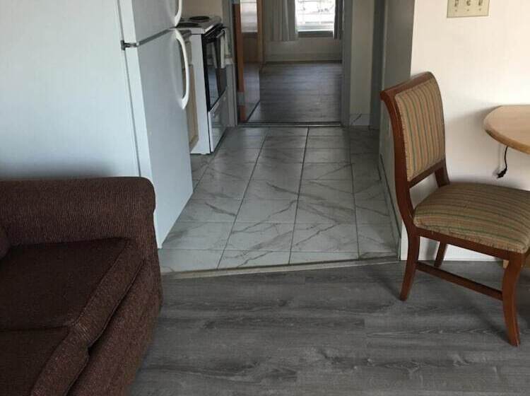 Мотель All Suites Inn Budget Host