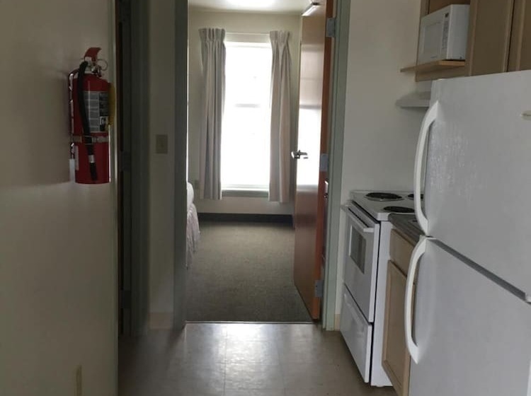 Мотель All Suites Inn Budget Host