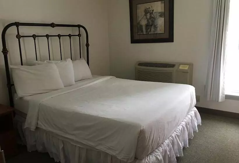モーテル All Suites Inn Budget Host