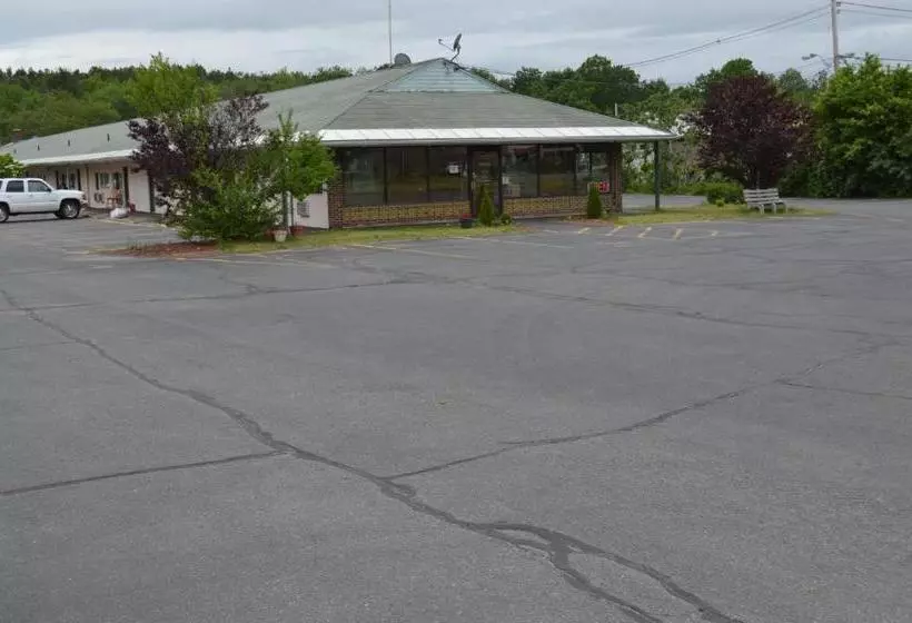 モーテル Nashoba Valley Inn & Suites