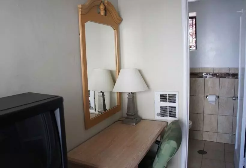 Motelli Budget Inn