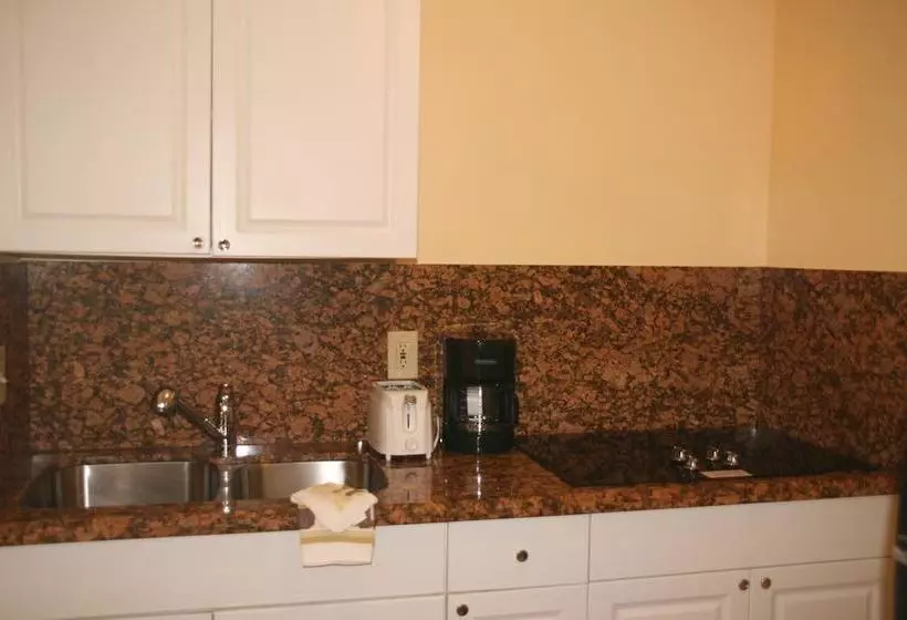 Motelli Capri Apartments