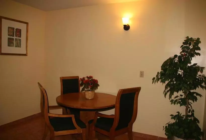 Motelli Capri Apartments