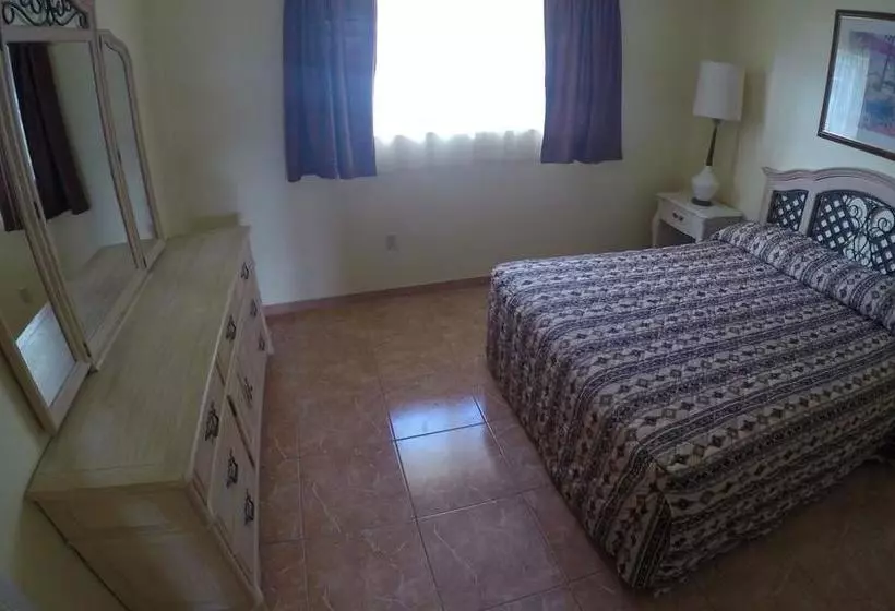 Motelli Capri Apartments
