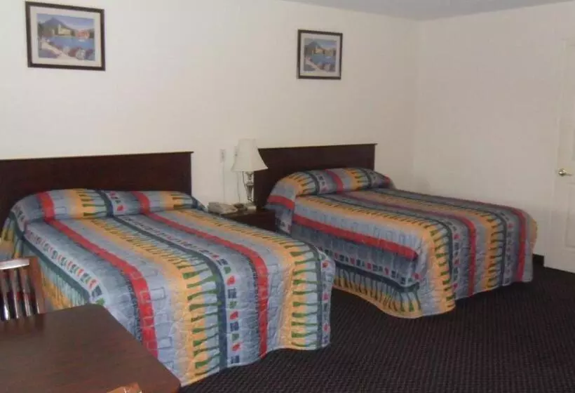 Motelli Deluxe Inn Palacios