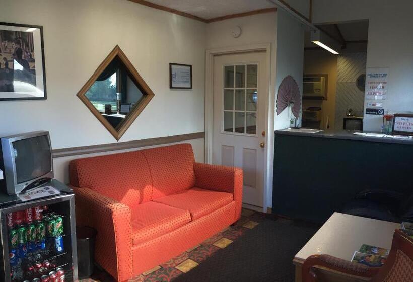 فندق على الطريق Economy Inn Bloomington