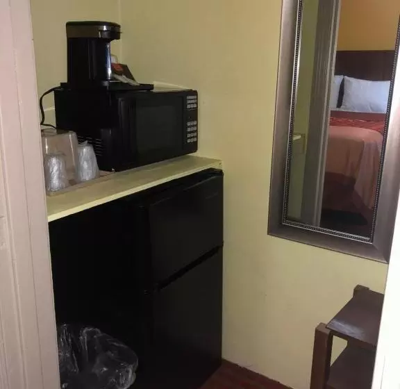 モーテル Ellijay Inn   Downtown Ellijay