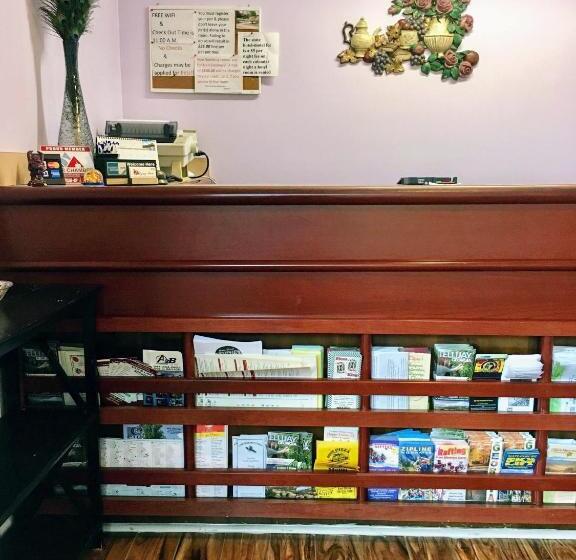 모텔 Ellijay Inn   Downtown Ellijay