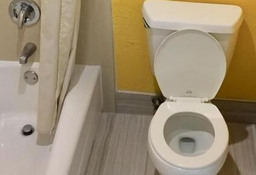 モーテル Luxury Inn