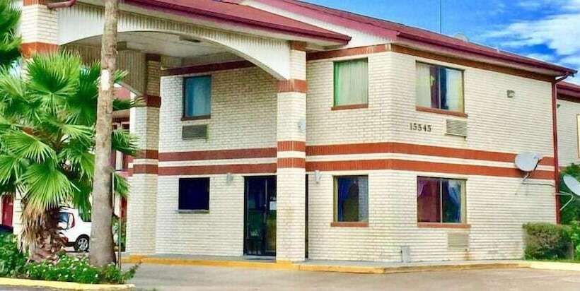 モーテル Luxury Inn