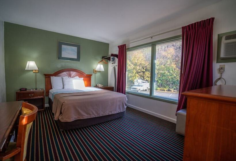 מוטל Mahoning Inn