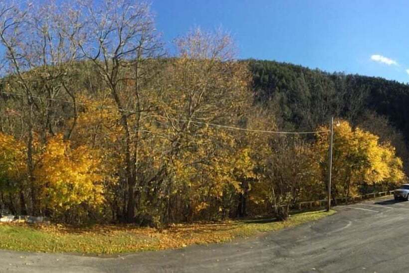 מוטל Mahoning Inn