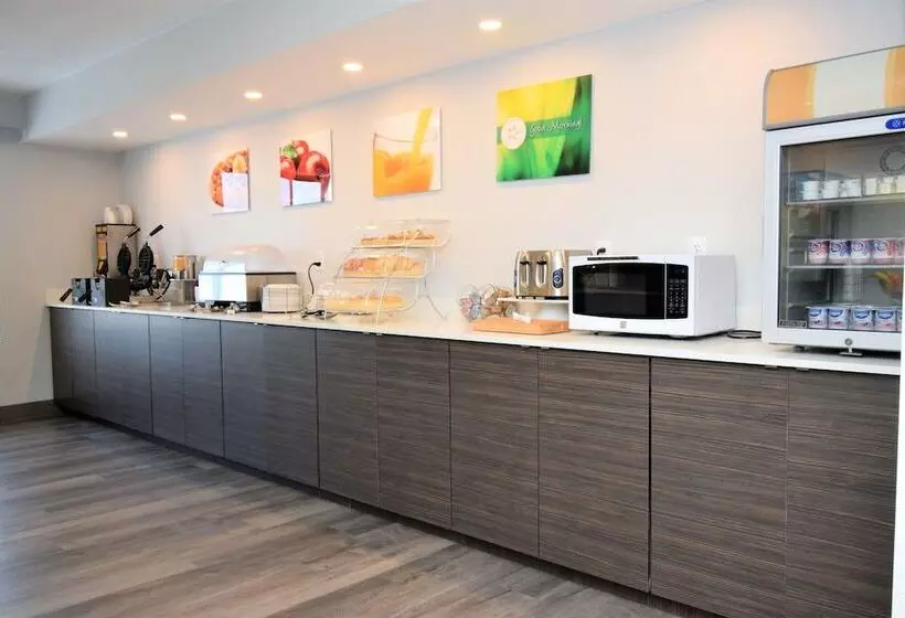 モーテル Quality Inn Marquette
