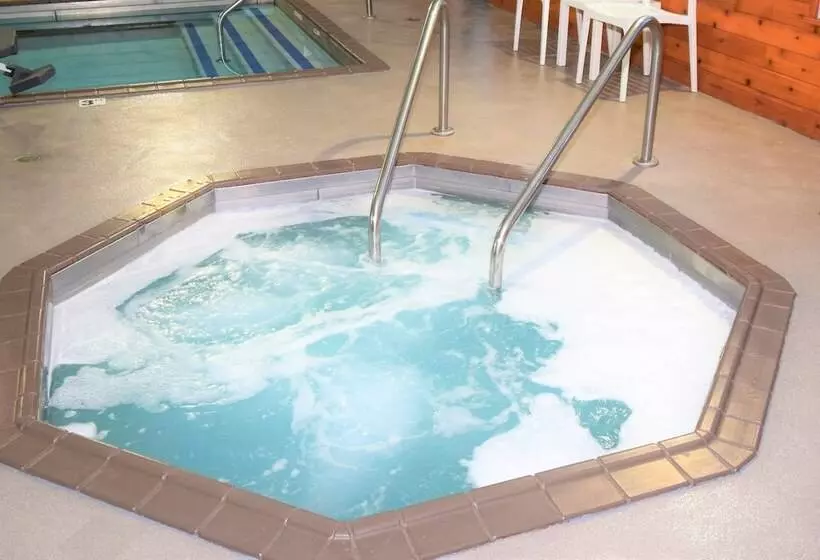 モーテル Quality Inn Marquette