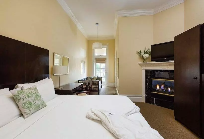 ベッドアンドブレックファースト Healdsburg Inn On The Plaza, A Four Sisters Inn