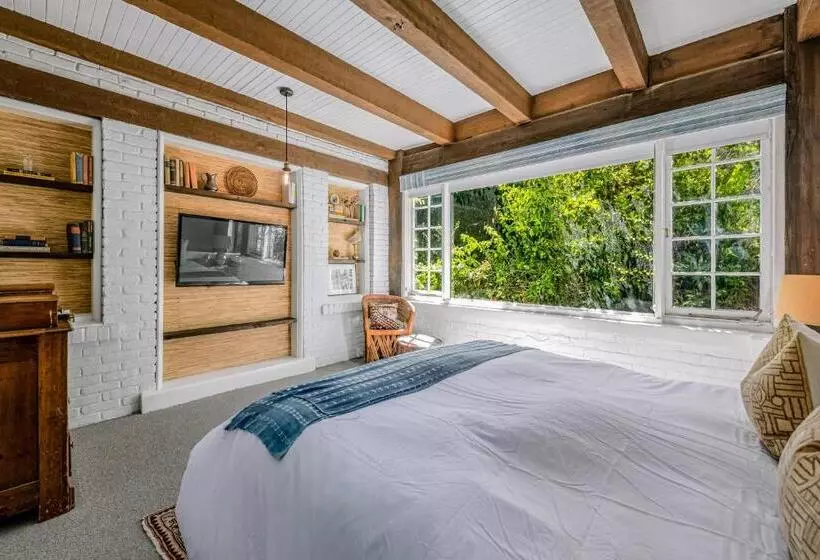 تختخواب و صبحانه Venice Beach House