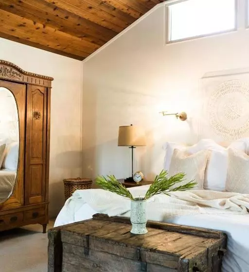 تختخواب و صبحانه Venice Beach House