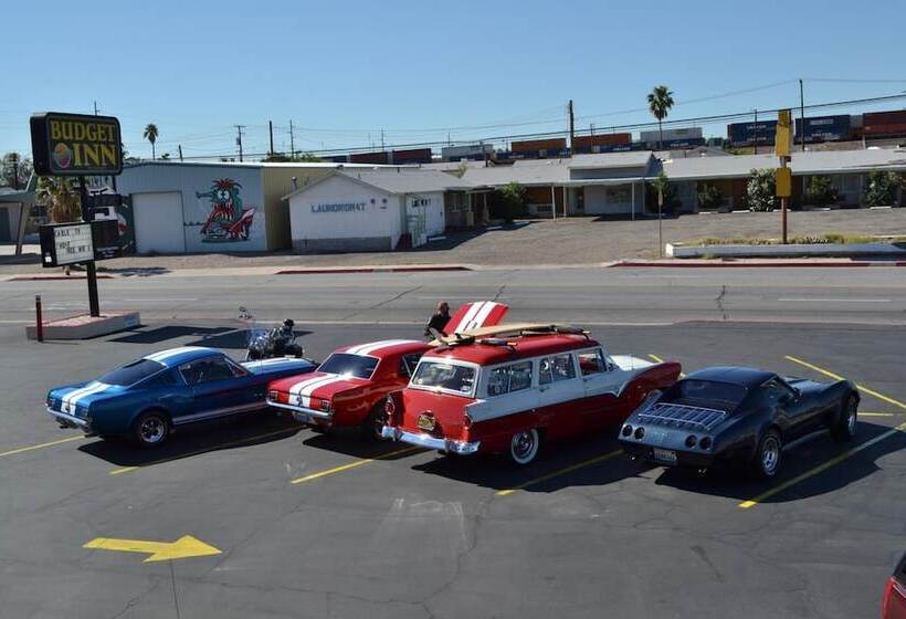 ホテル Budget Inn