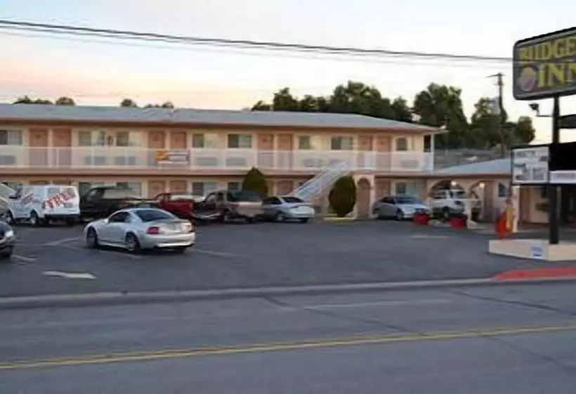 هتل Budget Inn