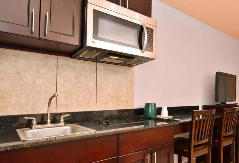 Hotelli Five Star Inn Burleson