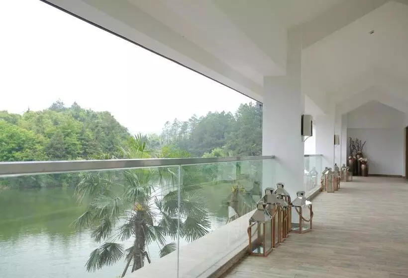 Hotelli Gloria Resorts Jingdezhen Xishan Lake