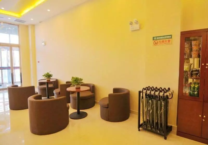 ホテル Greentree Inn Hebei Zhangjiakou Wuyi East Street Jianxing Express