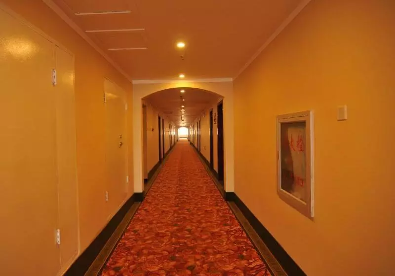 ホテル Greentree Inn Hebei Zhangjiakou Wuyi East Street Jianxing Express