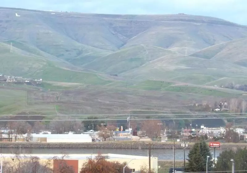 هتل Inn America  Lewiston
