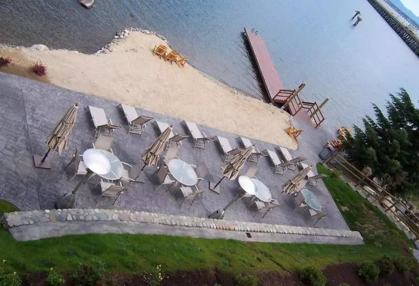 Hotel Lodge At Sandpoint