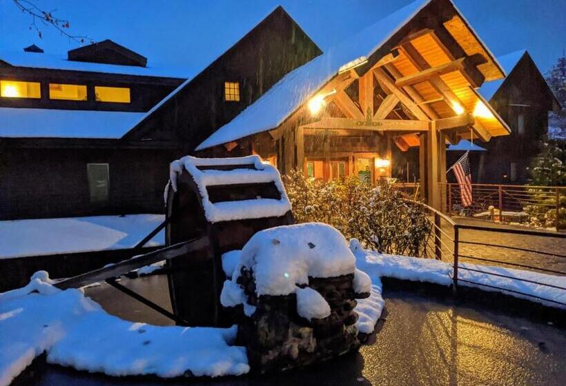 Hotel Lodge At Sandpoint