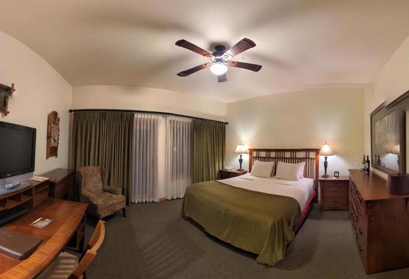 Hotel Lodge At Sandpoint