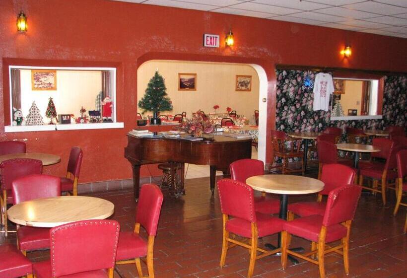 בית מלון כפרי Old National