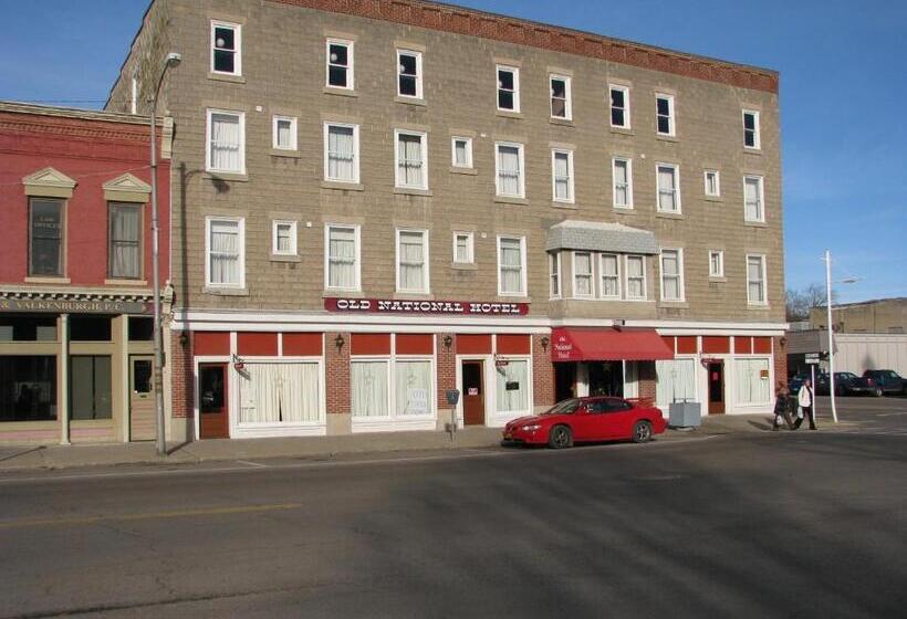 בית מלון כפרי Old National