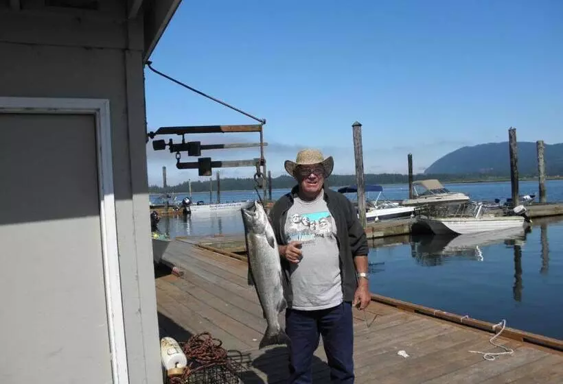 ホテル Paradise Cove Rv Resort & Marina