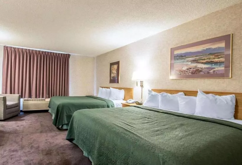 ホテル Quality Suites San Diego Otay Mesa
