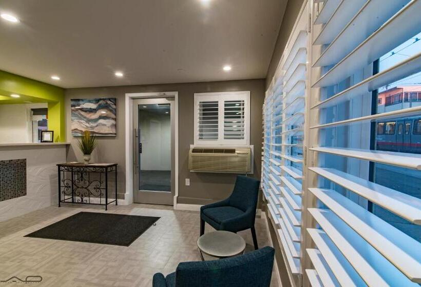 فندق The Seascape Inn