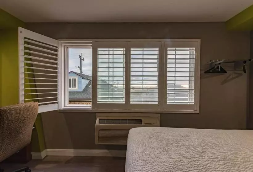 هتل The Seascape Inn