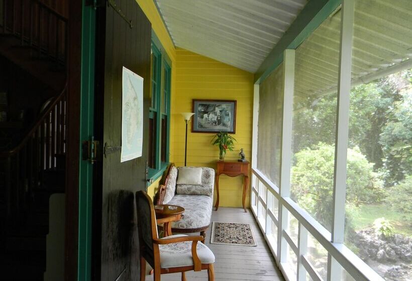 Maureen S Bed & Breakfast