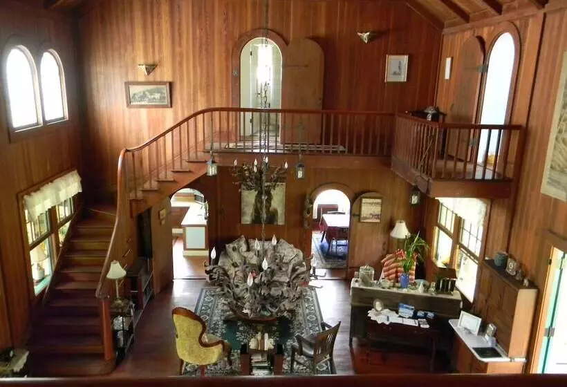 Maureen S Bed & Breakfast